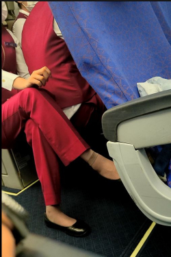 4k 南航空乘机上短丝高清实录2 2.5min