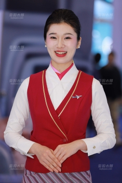 南航清纯甜美迷人空姐【套图➕视频】