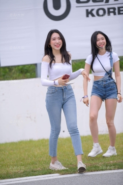 韩国电音节190609-17 120p