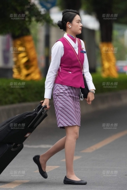 专车送达回家的空乘64P