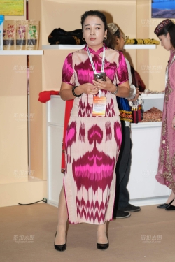 新疆展位的有美女还有丝115P