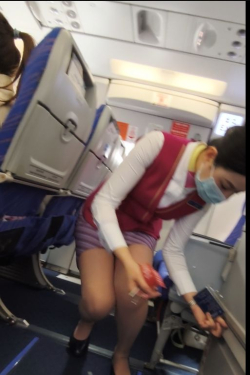 4k 南航空乘机上安全出口高清实录 制服控稀缺资源 3min