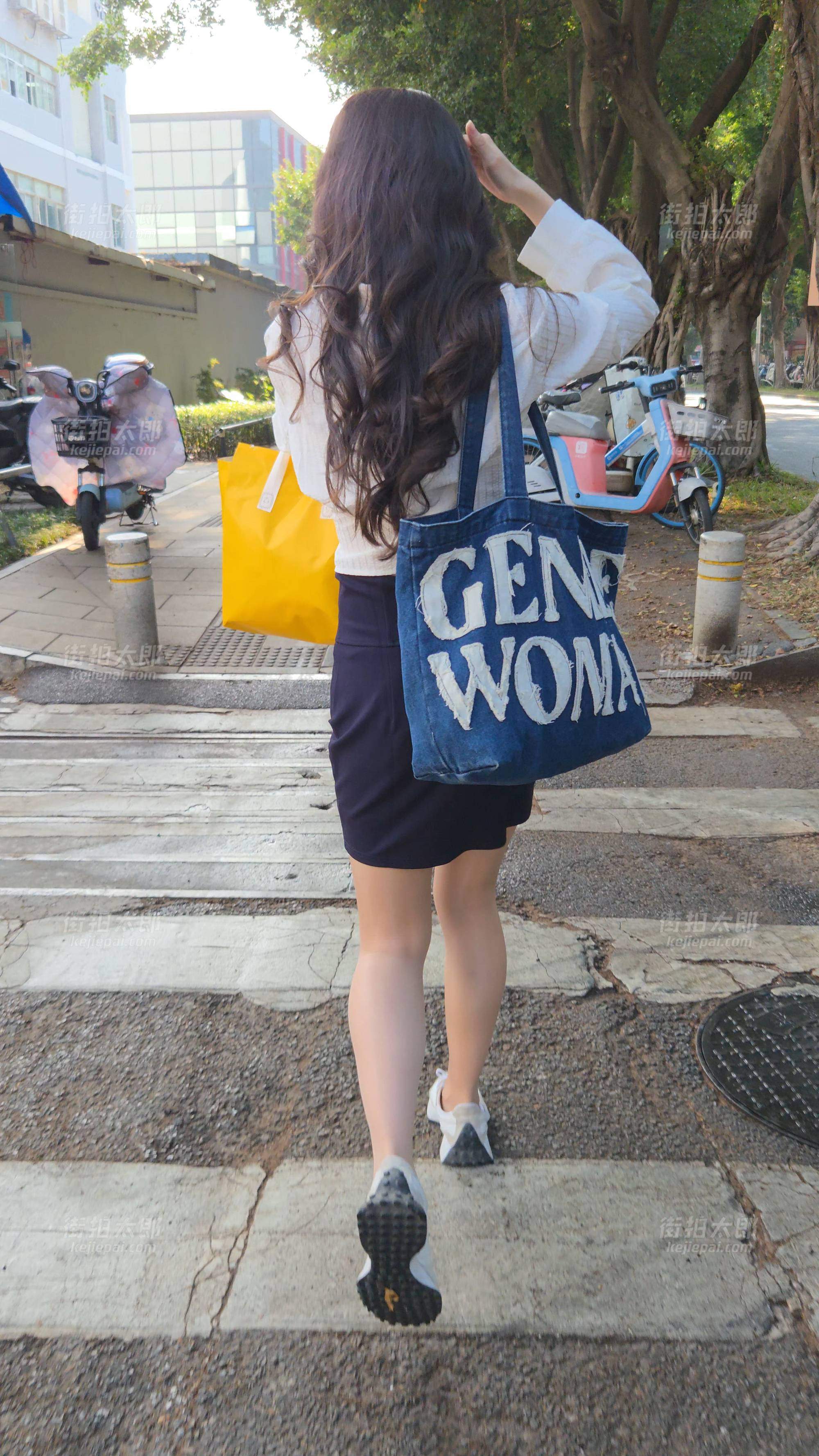 手机8K7min (1).mp4_20251207_000917.179.jpg