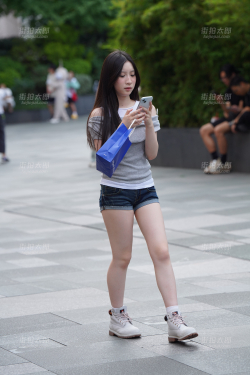 250621-4 52p