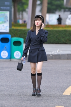 戴帽半腿黑丝 21-04-16-41P