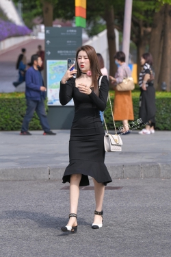 黑裙美女 21-10-31-62P2