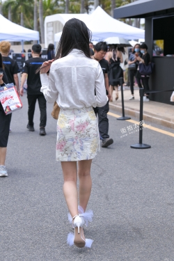蝴蝶结高跟鞋美女 21-04-18-77P