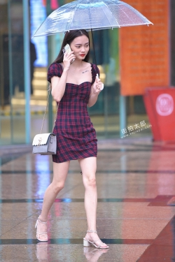 红色格子裙 21-08-26-72P