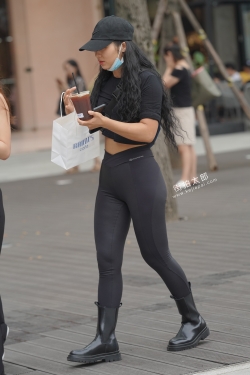210911-9 30p