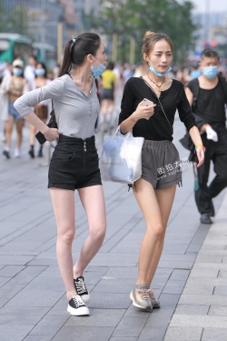 美腿小姐姐 21-09-03-35P