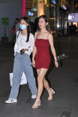 吊带红裙 21-08-29-42P