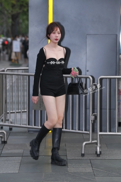 长靴大月牙 20-08-30-125P