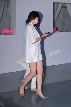 白衣辣妈 20-10-26-45P
