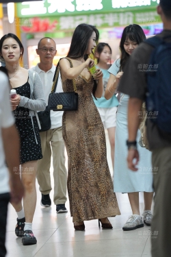 250803-7 69p
