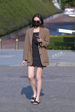 外套短裙美腿拖鞋 21-10-26-93P