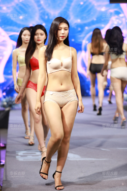 某商场内衣秀打包合集210P