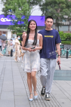 长发吊带花裙 21-08-14-52P